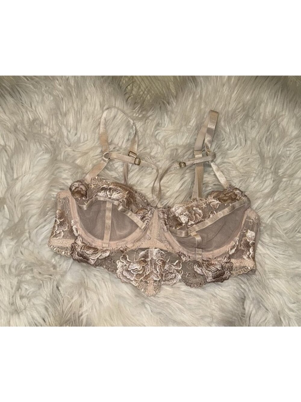 Wolf and Whistle Strappy Cage Bra Embroidered Floral Lace UW Womens 32C Pink